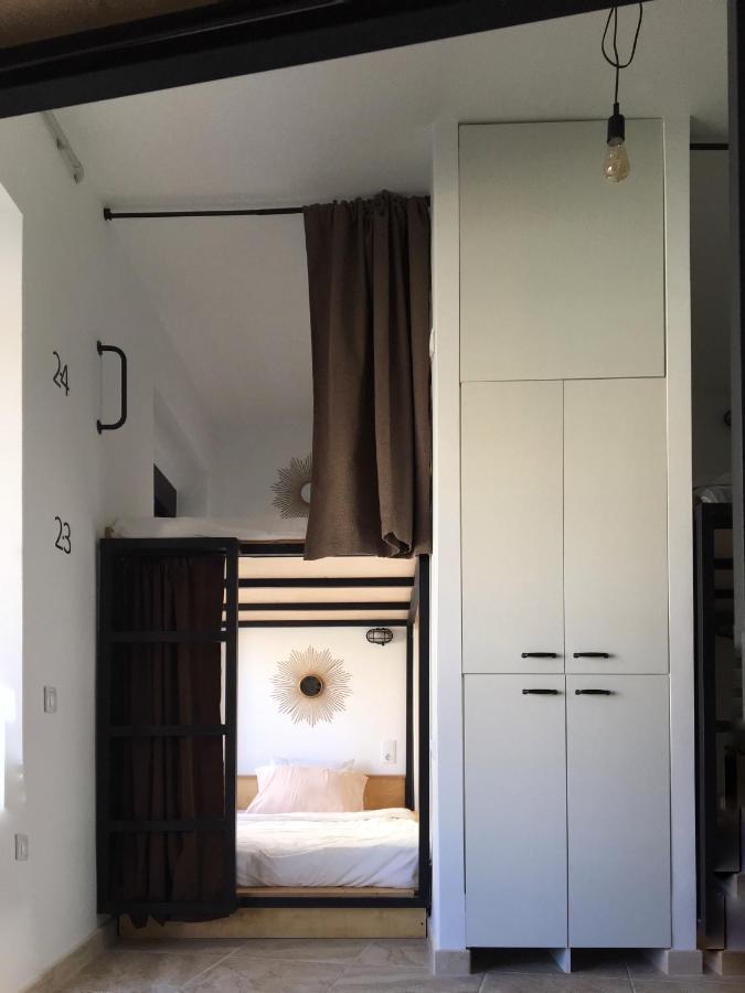 Hostel Numero Trece - Free Towels, Coffee & Tea, Remote Check-In (Adults Only) Alicante Luaran gambar