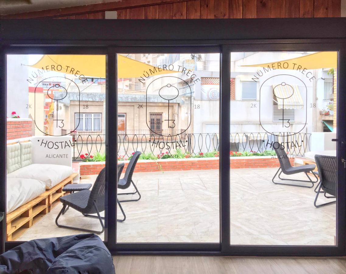 Hostel Numero Trece - Free Towels, Coffee & Tea, Remote Check-In (Adults Only) Alicante Luaran gambar