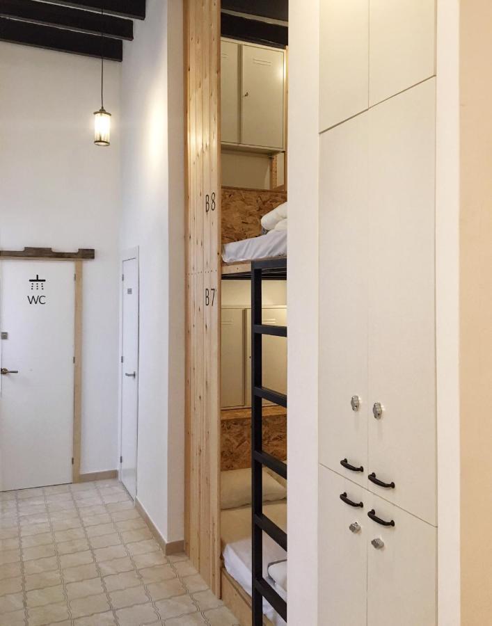 Hostel Numero Trece - Free Towels, Coffee & Tea, Remote Check-In (Adults Only) Alicante Luaran gambar