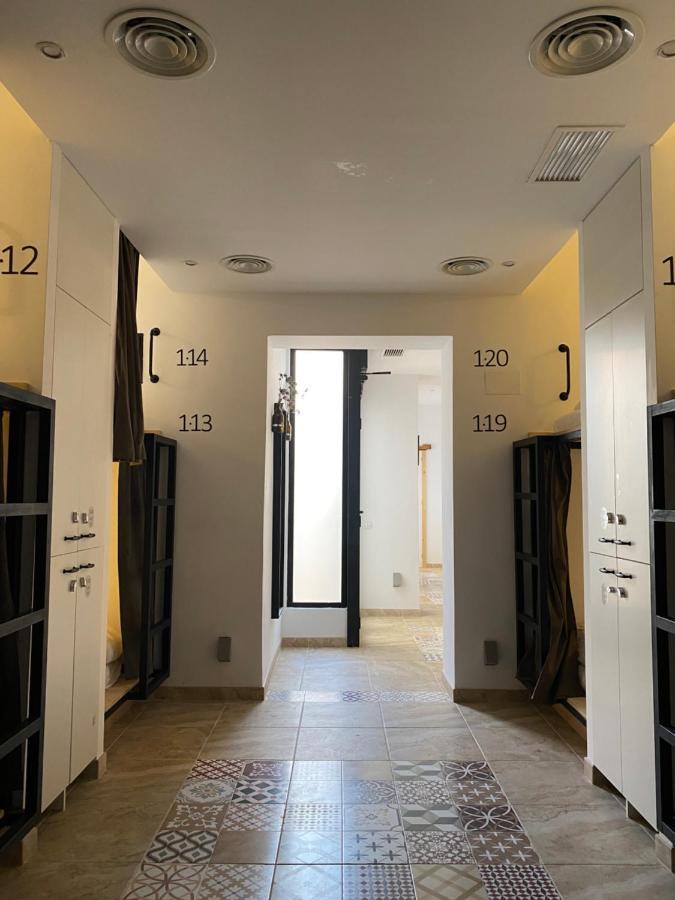 Hostel Numero Trece - Free Towels, Coffee & Tea, Remote Check-In (Adults Only) Alicante Luaran gambar