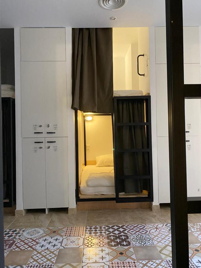 Hostel Numero Trece - Free Towels, Coffee & Tea, Remote Check-In (Adults Only) Alicante Luaran gambar